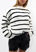 Pull oversize blanc à bande noir