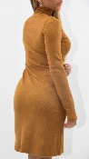 Robe pull beige foncé col montant 