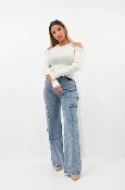 Pull épaules dénudée avec diamants
